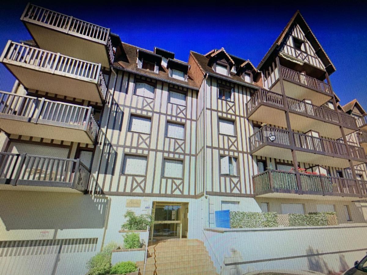 Cosy T2 Terrasse Sud - Centre Deauville Et Hippodrome Dış mekan fotoğraf